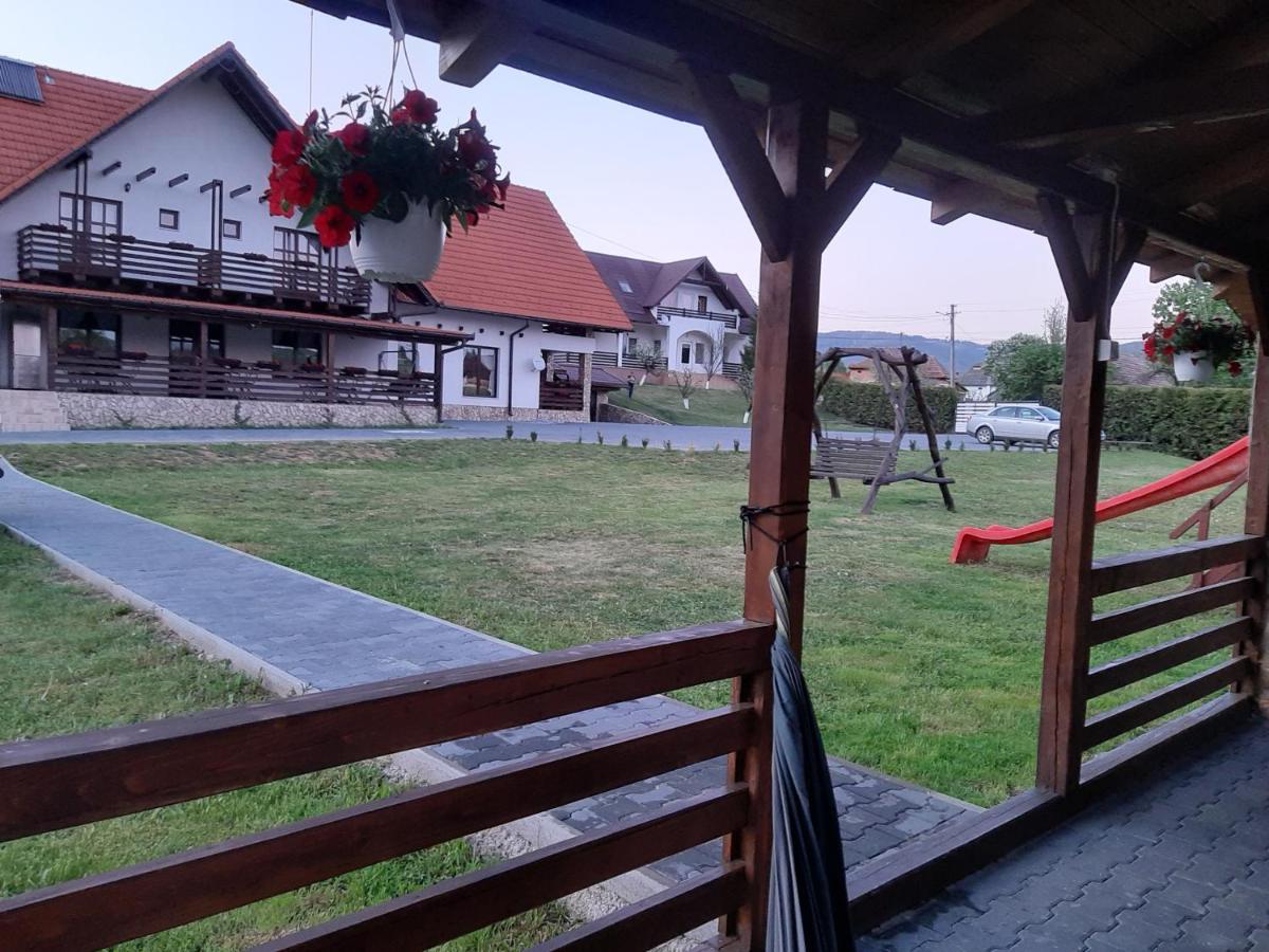 Pensiunea Marceluca Hodosa Zewnętrze zdjęcie